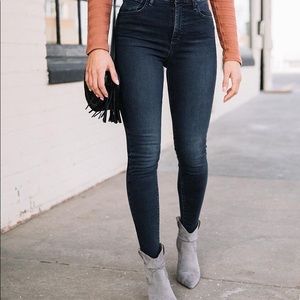 NWT Levis Mile High Jeans- Rouge Wave